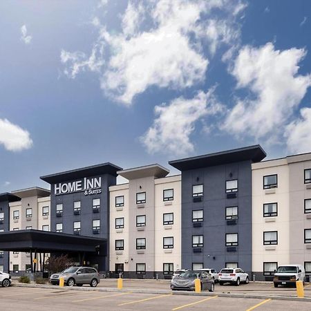 Home Inn & Suites Regina Airport Exterior photo