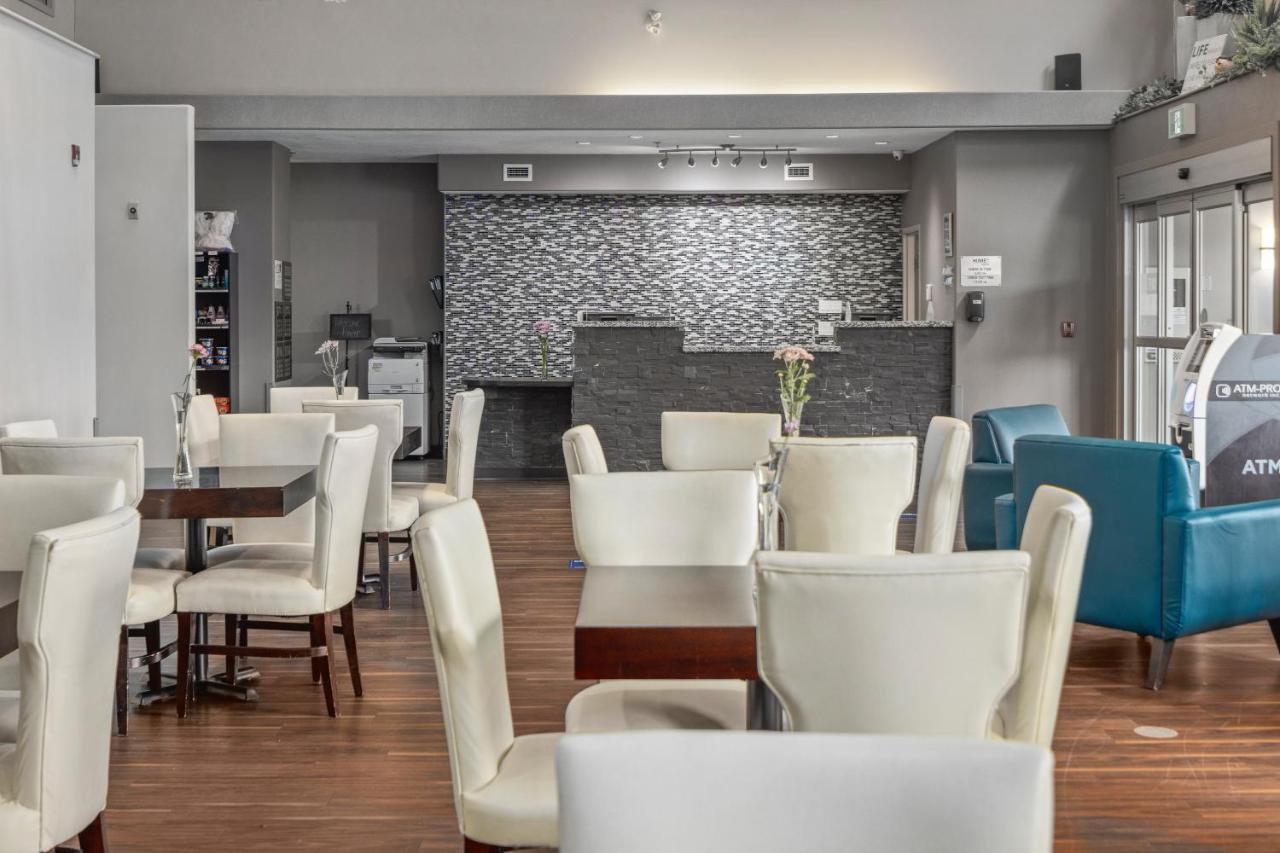Home Inn & Suites Regina Airport Exterior photo