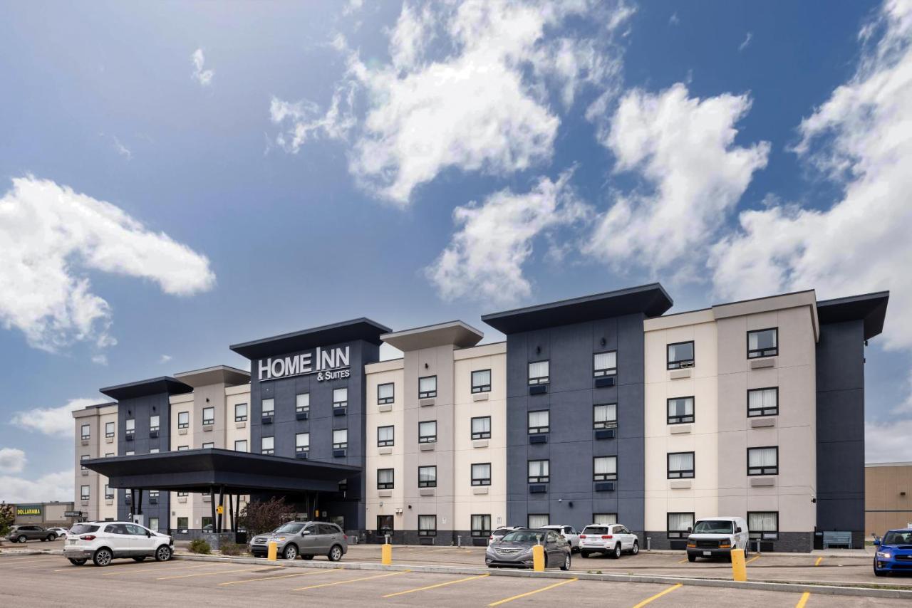 Home Inn & Suites Regina Airport Exterior photo