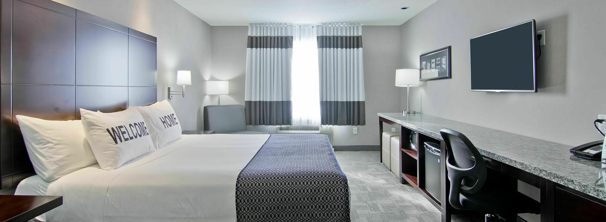 Home Inn & Suites Regina Airport Exterior photo